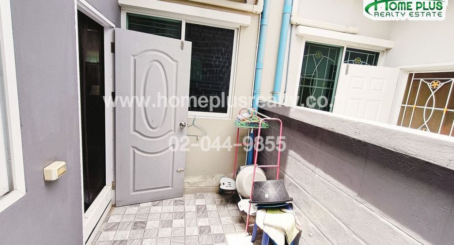 Reihenhaus zum Kauf mit 3 Zimmer in Bang Bua Thong, Nonthaburi