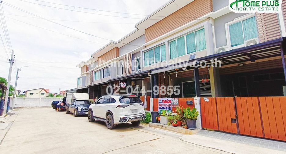 Reihenhaus zum Kauf mit 3 Zimmer in Bang Bua Thong, Nonthaburi