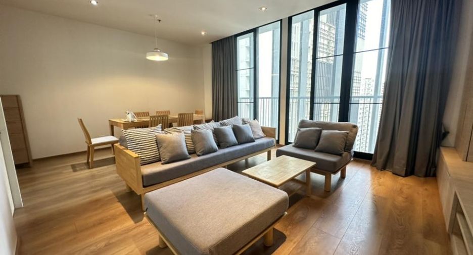 For rent 2 bedrooms condo in Khlong Toei, Bangkok