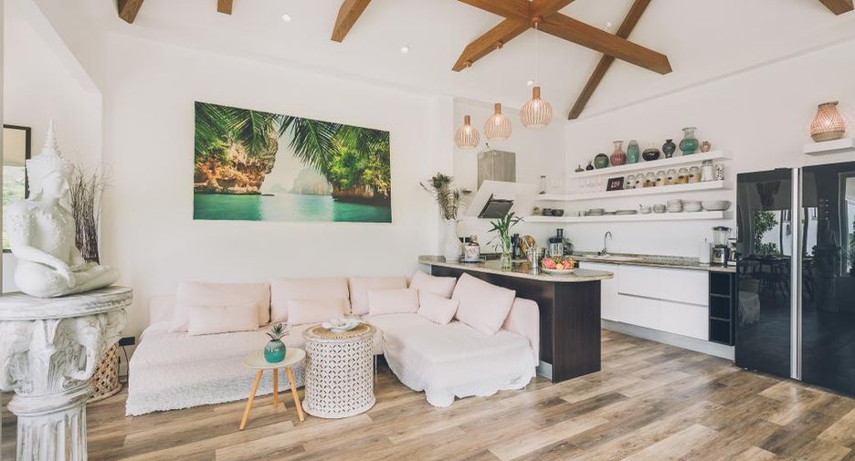 For sale 6 bedrooms apartment in Ko Samui, Surat Thani
