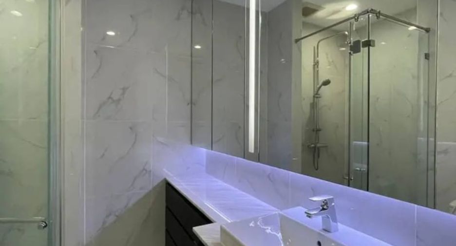 Wohnung zur Miete mit 2 Zimmer in Pathum Wan, Bangkok