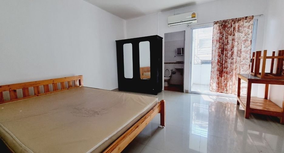 For sale 53 Beds serviced apartment in Mueang Chiang Mai, Chiang Mai
