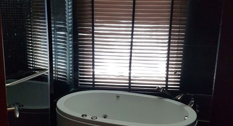 For rent and for sale 2 bedrooms condo in Sathon, Bangkok