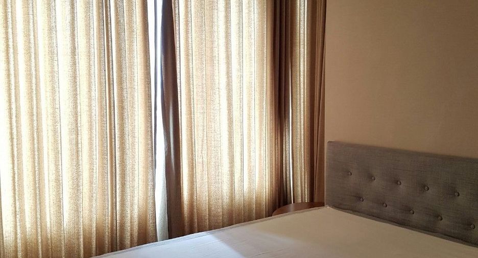 For rent and for sale 2 bedrooms condo in Sathon, Bangkok