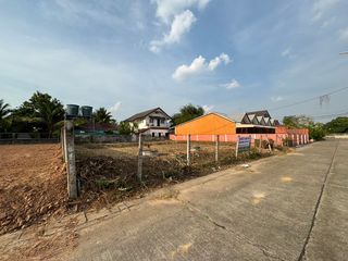 For sale land in Mueang Sisaket, Sisaket