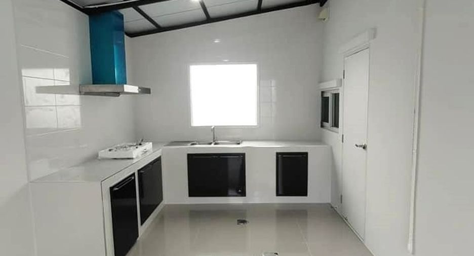 For rent 4 Beds house in Bang Bua Thong, Nonthaburi