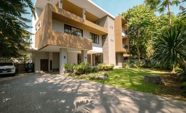 Casa en venta de 4 habitaciones en Mueang Chiang Mai, Chiang Mai