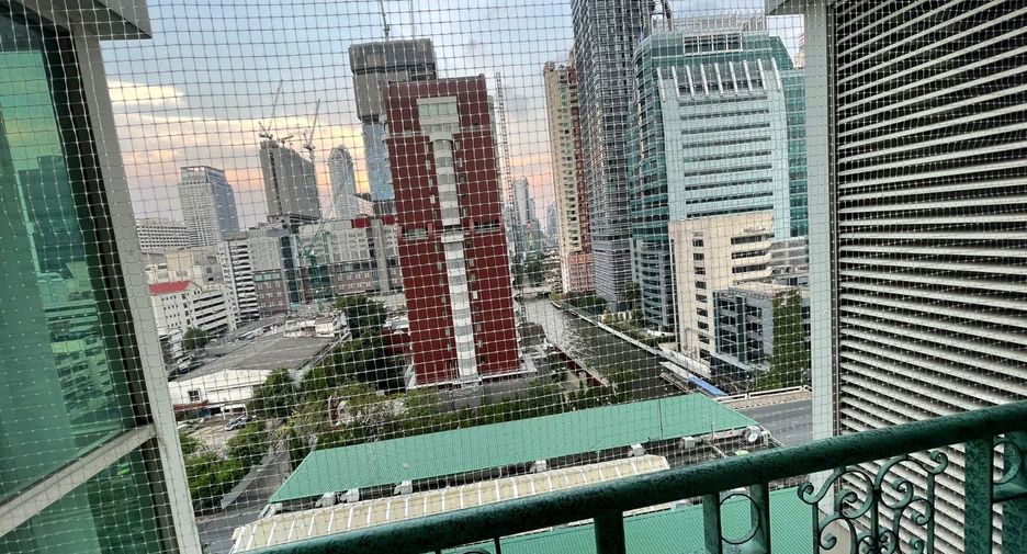 Wohnung zur Miete mit 2 Zimmer in Pathum Wan, Bangkok