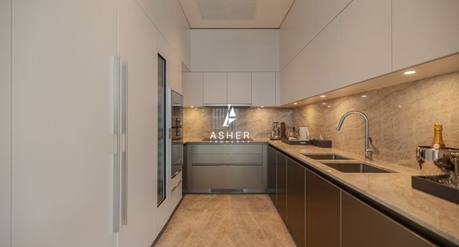 For sale 2 Beds condo in Pathum Wan, Bangkok