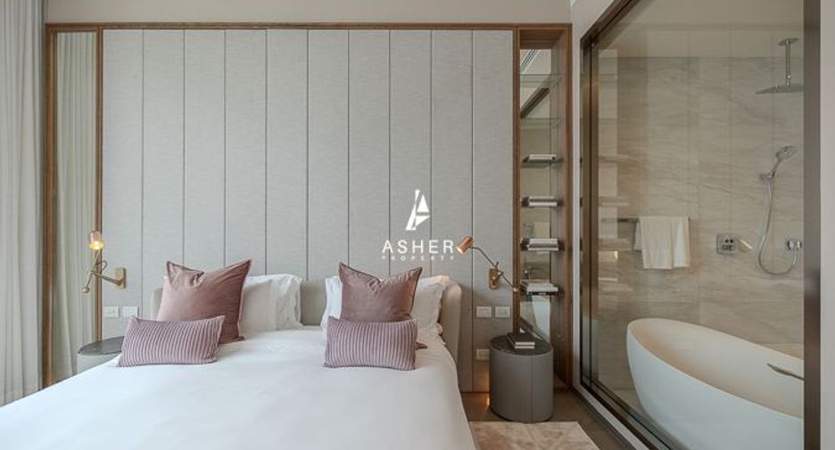 For sale 2 Beds condo in Pathum Wan, Bangkok