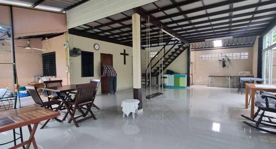 出售 5 卧室 独立屋 在 San Sai, Chiang Mai