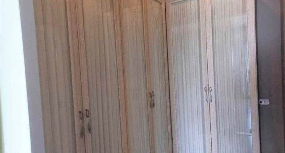 Haus zum Kauf mit 3 Zimmer in Khlong Sam Wa, Bangkok