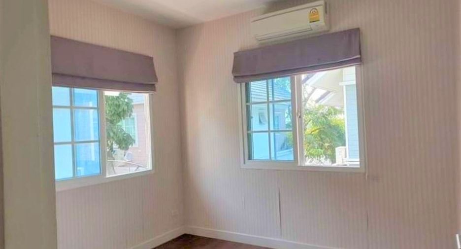 Haus zum Kauf mit 3 Zimmer in Khlong Sam Wa, Bangkok