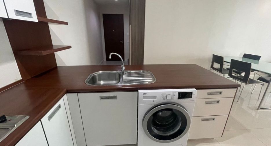 Аренда и продажа 2 спальни кондо в Щаттхана, Бангкок