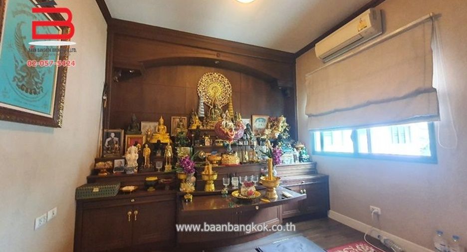 For sale 3 bedrooms house in Sai Mai, Bangkok