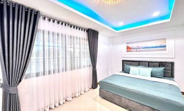 For sale 4 ベッドルーム villa in Bang Lamung, Chonburi