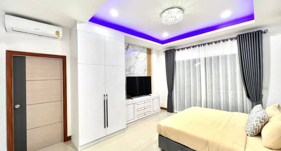 À vendre 4 chambres villa à Bang Lamung, Chonburi