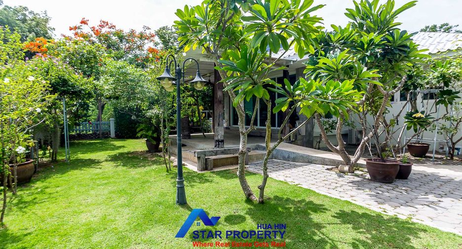 À vendre 3 chambres villa à Cha Am, Phetchaburi