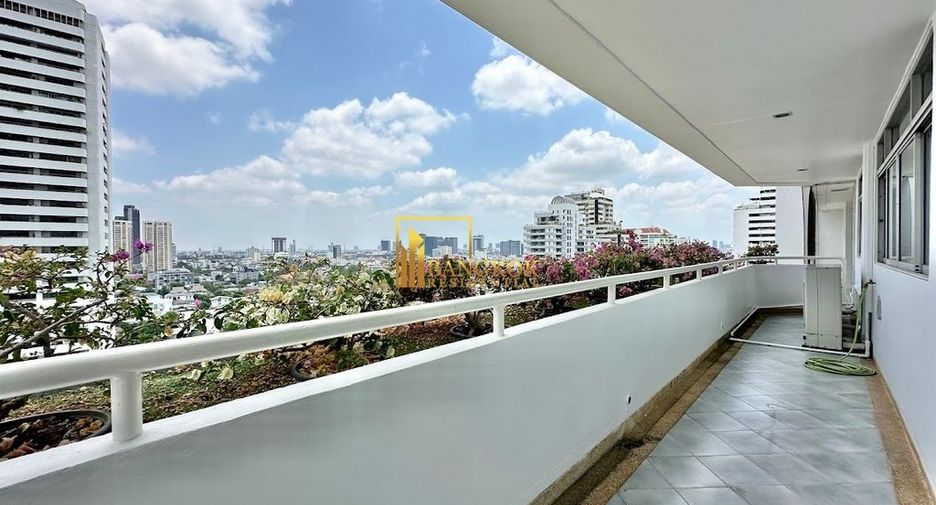 À louer 3 chambres condo à Watthana, Bangkok