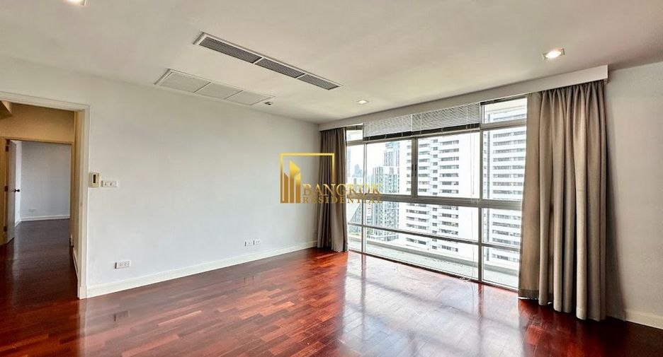 À louer 3 chambres condo à Watthana, Bangkok