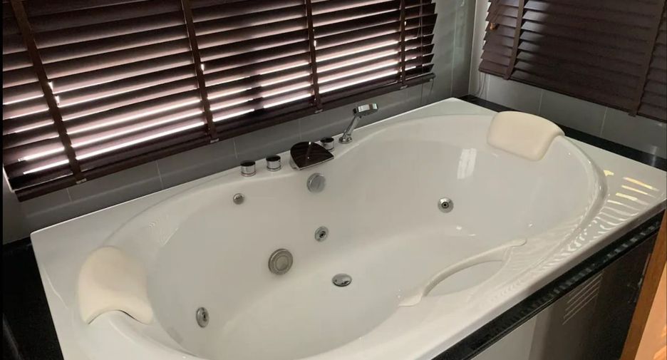 For sale 1 bed apartment in Mueang Phuket, Phuket