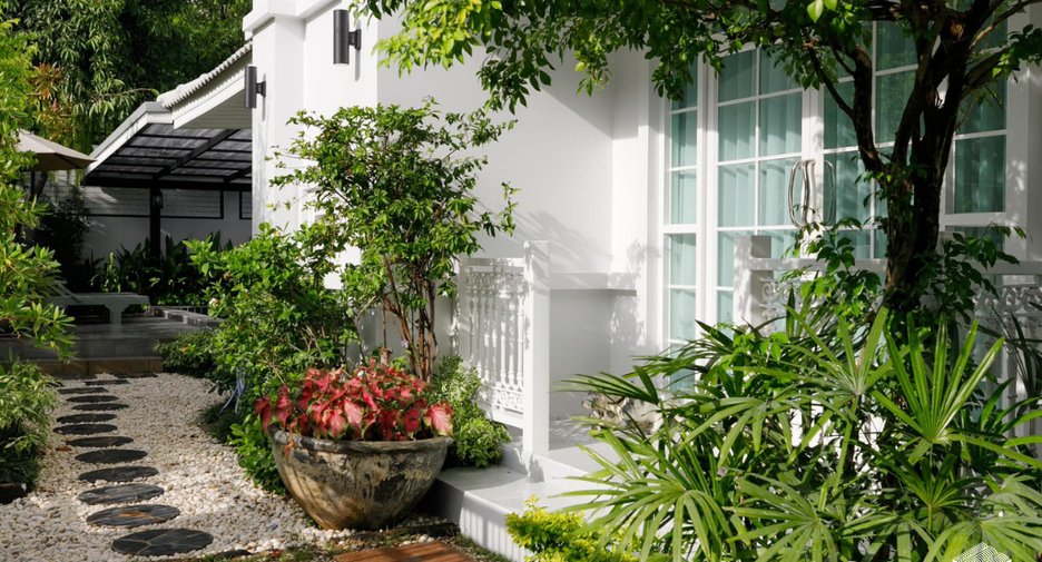 For sale 5 ベッドルーム villa in San Kamphaeng, Chiang Mai