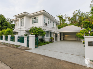Villa en venta de 5 habitaciones en San Kamphaeng, Chiang Mai