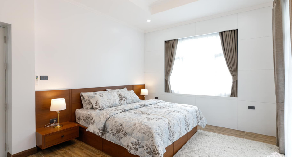 For sale 5 ベッドルーム villa in San Kamphaeng, Chiang Mai