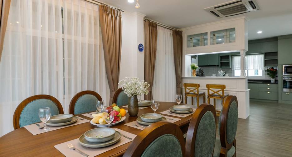 For sale 5 ベッドルーム villa in San Kamphaeng, Chiang Mai