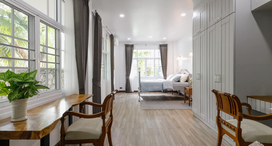 For sale 5 ベッドルーム villa in San Kamphaeng, Chiang Mai