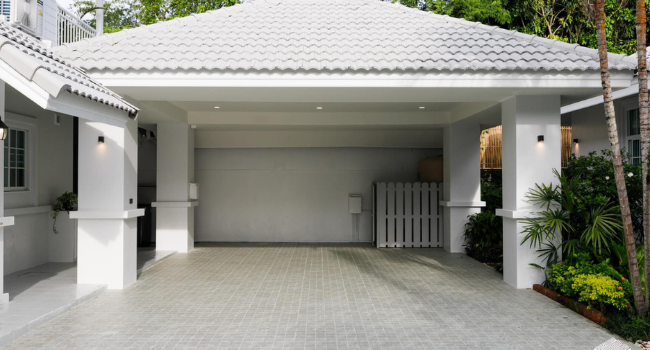 For sale 5 ベッドルーム villa in San Kamphaeng, Chiang Mai