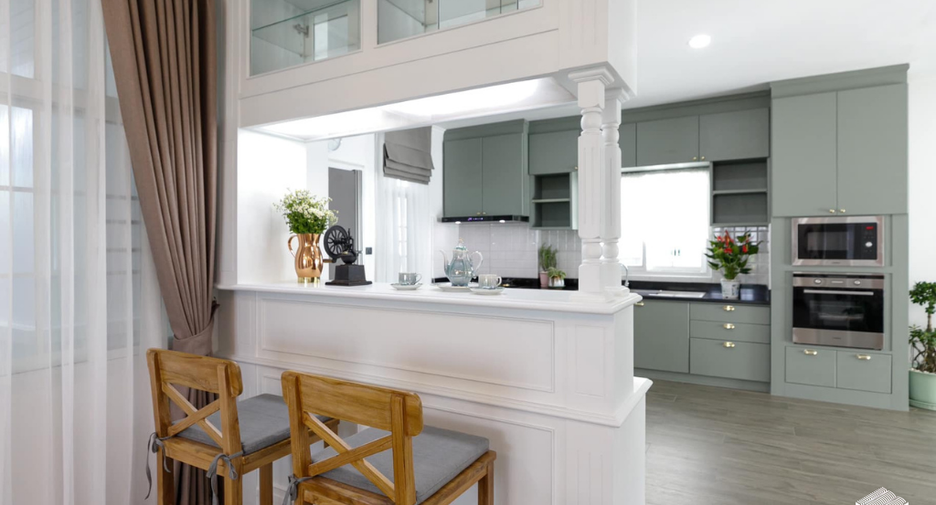 For sale 5 ベッドルーム villa in San Kamphaeng, Chiang Mai