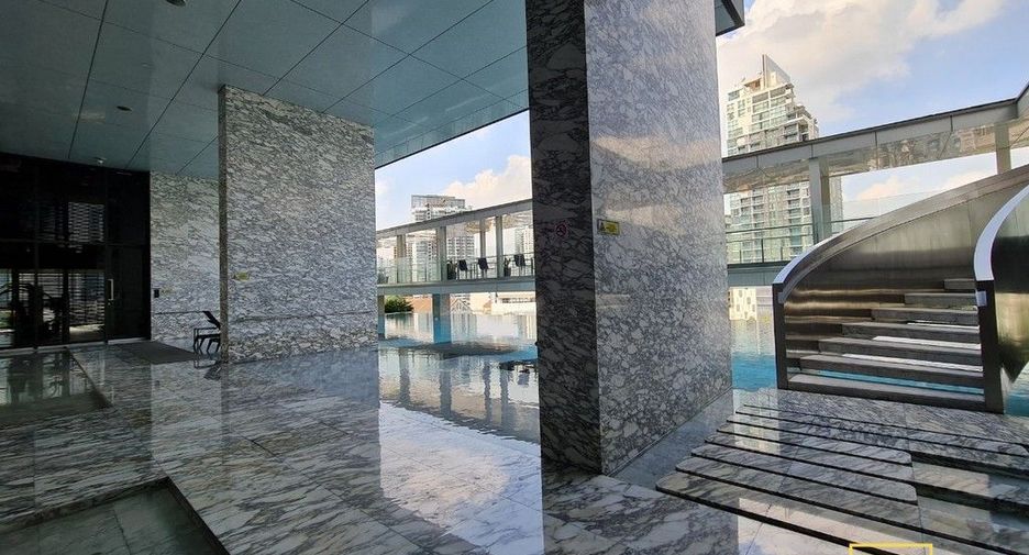 For rent 1 bed condo in Khlong Toei, Bangkok