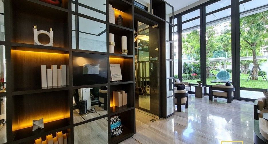 For rent 1 bed condo in Khlong Toei, Bangkok