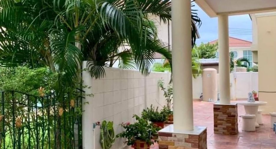 For sale 4 Beds house in Mueang Chon Buri, Chonburi