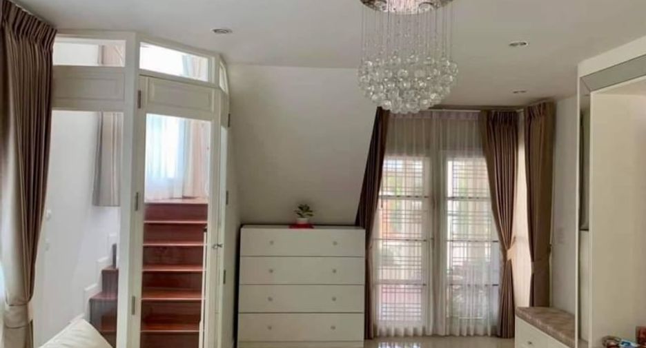 For sale 4 Beds house in Mueang Chon Buri, Chonburi