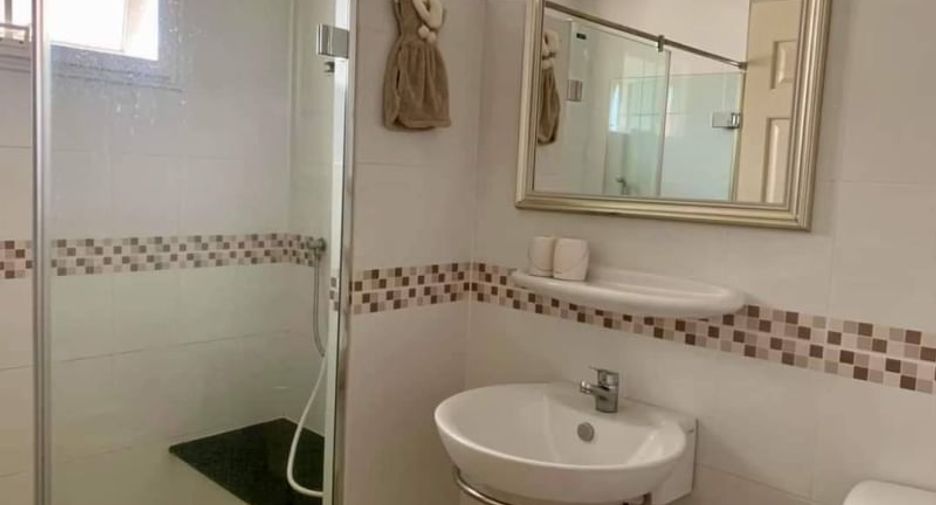 For sale 4 Beds house in Mueang Chon Buri, Chonburi