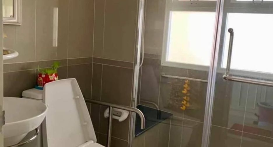 For sale 4 Beds house in Mueang Chon Buri, Chonburi