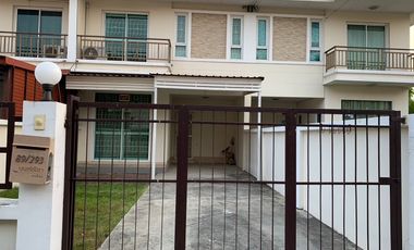For rent 3 Beds townhouse in Bang Bua Thong, Nonthaburi