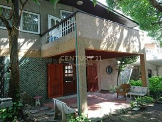 Reihenhaus zur Miete und zum Kauf mit 5 Zimmer in Watthana, Bangkok