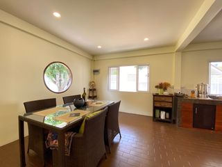 À louer et à vendre 5 chambres maison à Mueang Chiang Mai, Chiang Mai