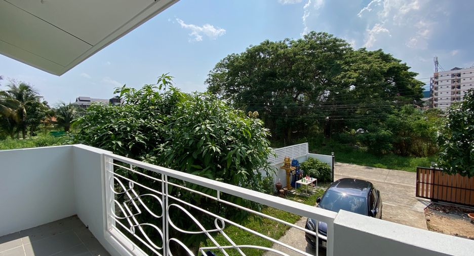For rent and for sale 5 bedrooms house in Mueang Chiang Mai, Chiang Mai