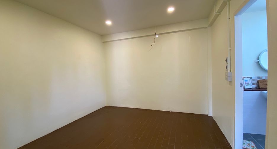 For rent and for sale 5 bedrooms house in Mueang Chiang Mai, Chiang Mai
