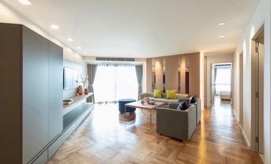 For rent 2 bedrooms apartment in Yan Nawa, Bangkok