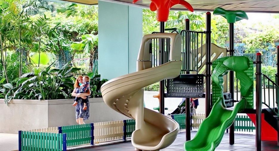 For rent 2 bedrooms apartment in Yan Nawa, Bangkok