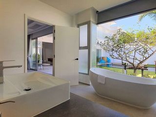 For rent 3 bedrooms villa in Mueang Phuket, Phuket