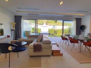 For rent 3 bedrooms villa in Mueang Phuket, Phuket