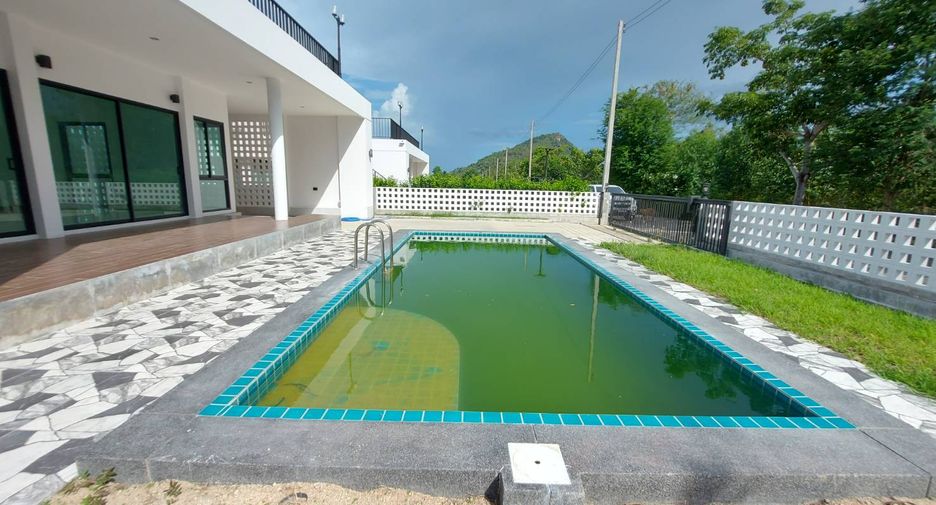 À vendre 3 chambres villa à Cha Am, Phetchaburi