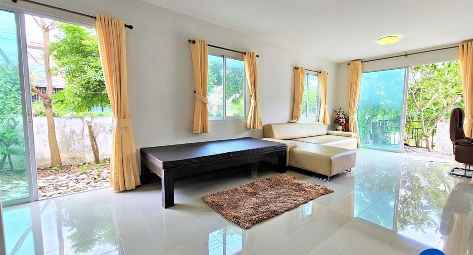 Haus zum Kauf mit 3 Zimmer in Lam Luk Ka, Pathum Thani