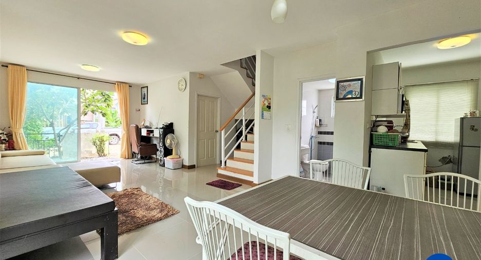 Haus zum Kauf mit 3 Zimmer in Lam Luk Ka, Pathum Thani